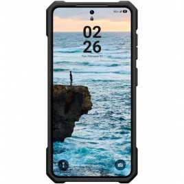 Чехол UAG Essential Armor Case with MagSafe для Samsung Galaxy S26 Black (214534114040)